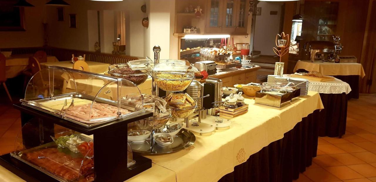 Hotel Ciampian Моэна Экстерьер фото
